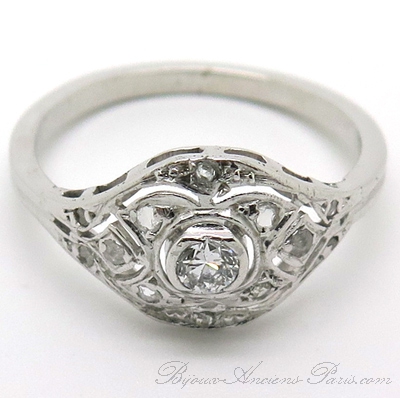 Bague monture ancienne platine or blanc diamants 1723