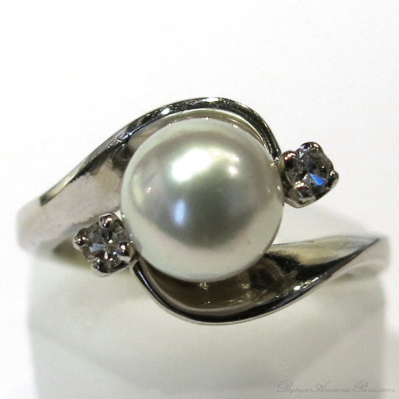 Bague perle diamants tourbillon 2321