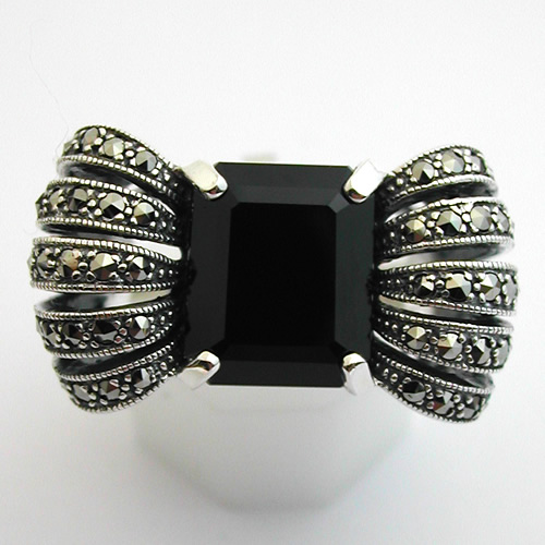 Bague argent onyx marcassites 242