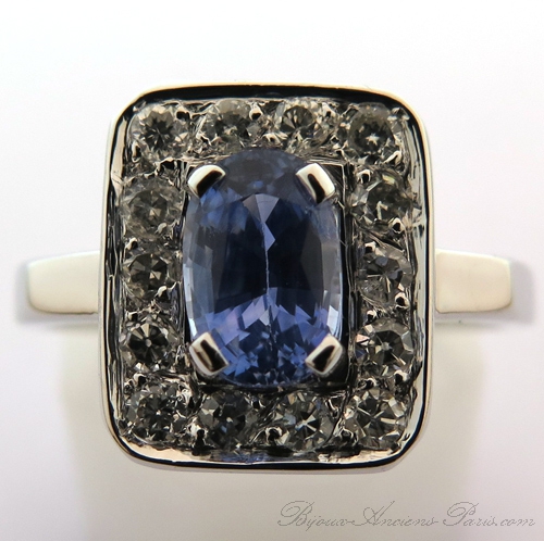 Bague rectangulaire saphir de Ceylan diamants or blanc 1703