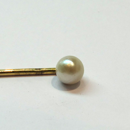 Epingle or perle de culture 116