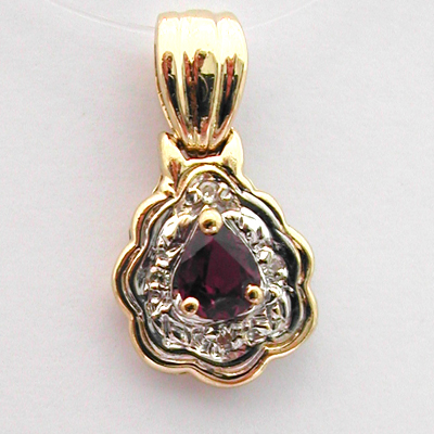 Pendentif or grenat diamants 133